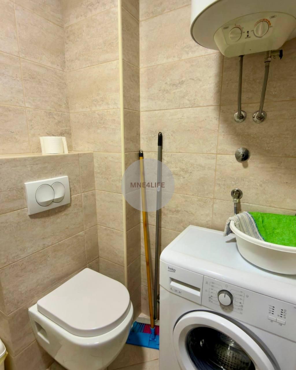 637